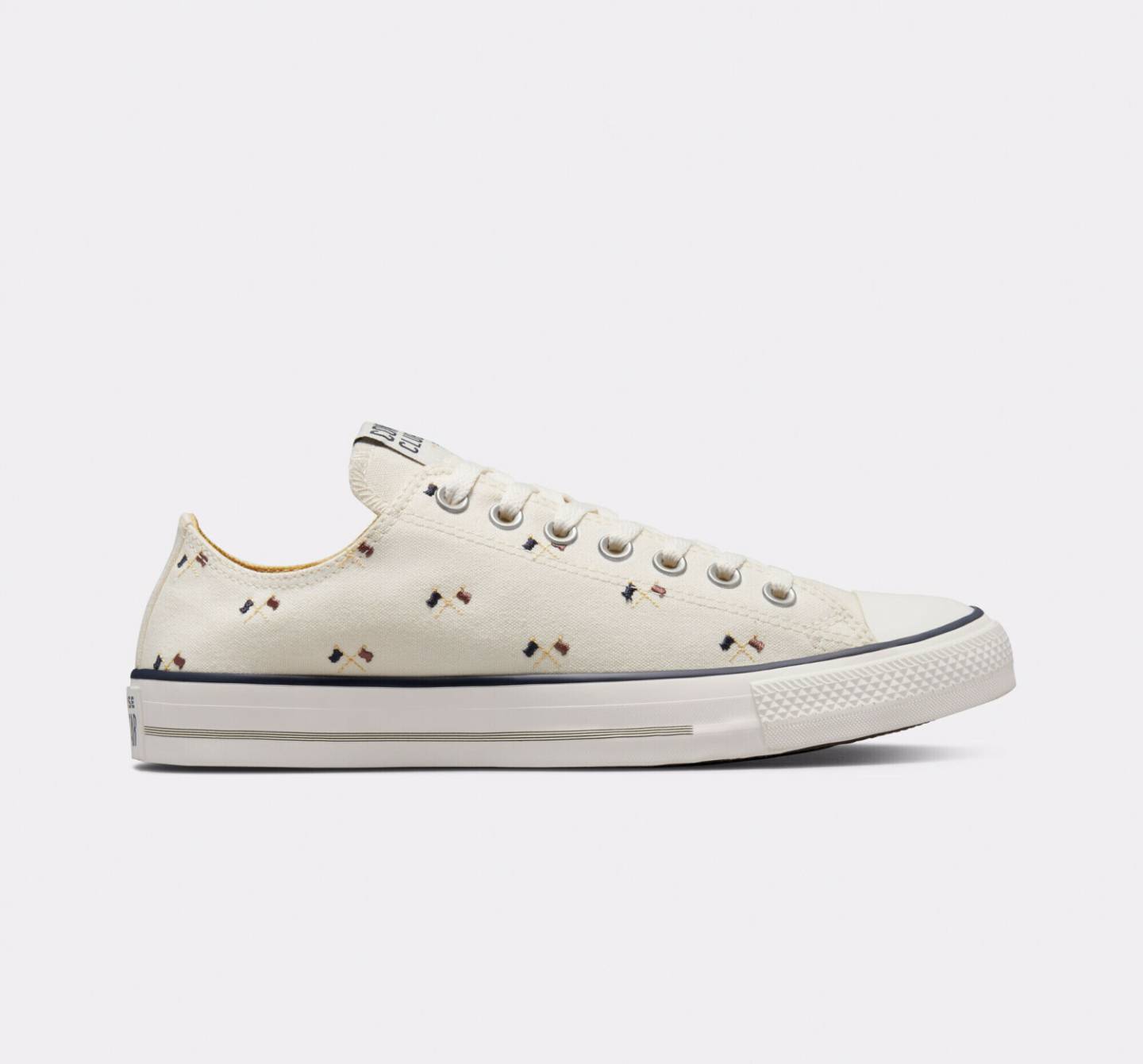 Converse Chuck Taylor All Star Clubhouse Low (A03405C) egret/red oak/obsidian Sneakers